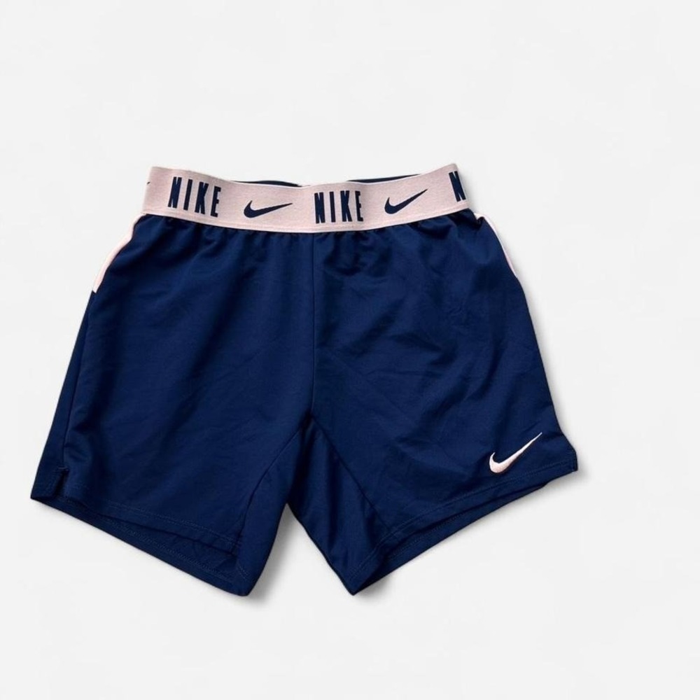 Women's Nike navy/pink‎ dri-fit shorts Size S  0082